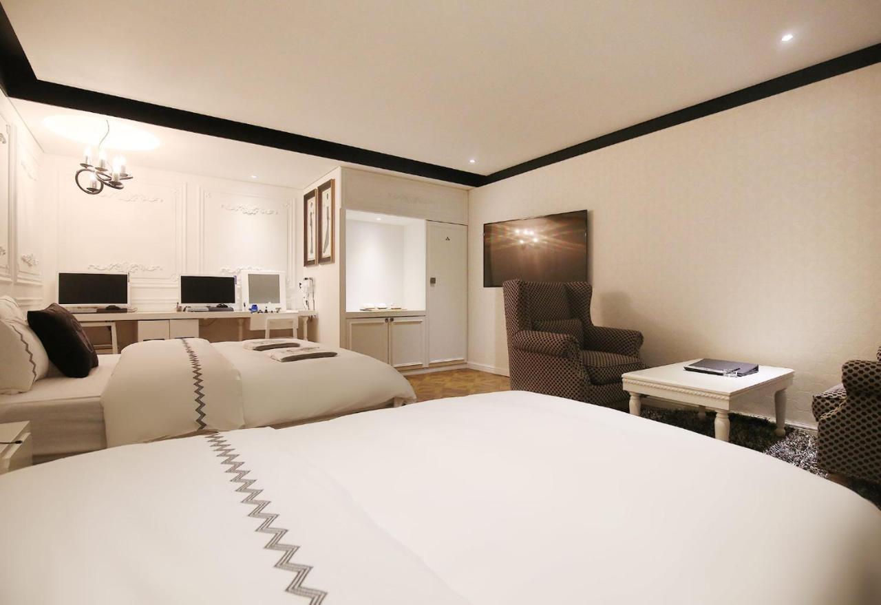 Mari Hotel Čchongdžu Exteriér fotografie